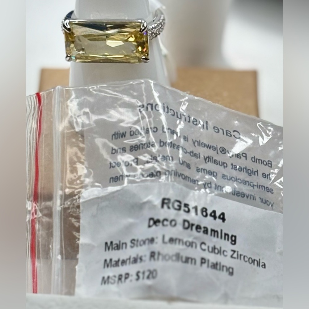 “Deco Dreaming” Lemon Stone Ring